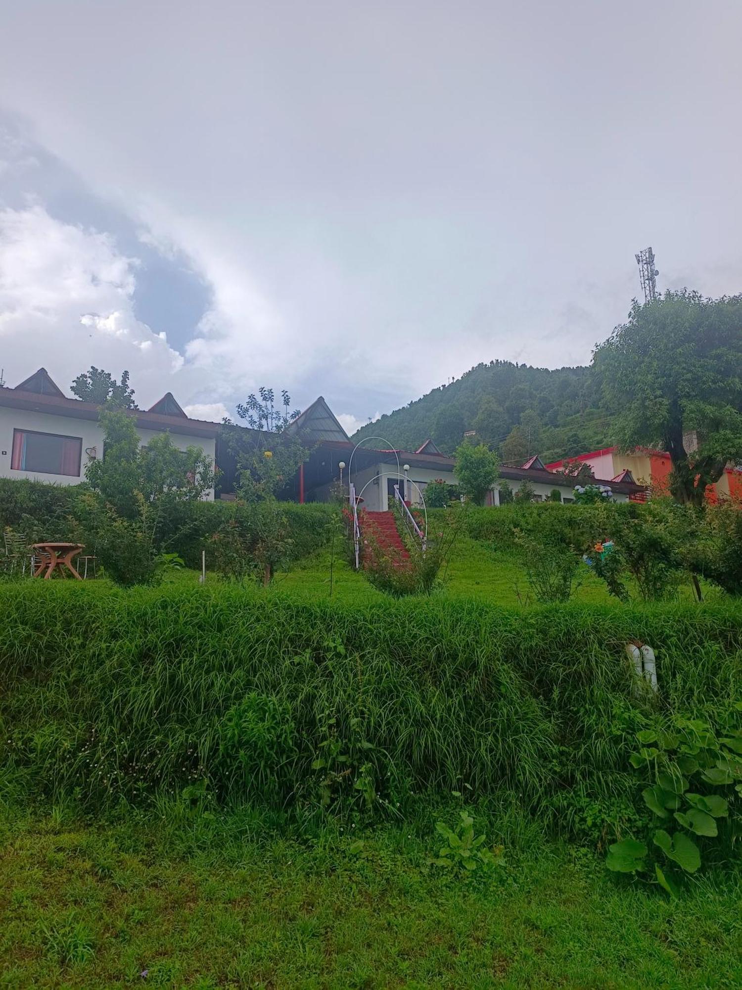 Haut Monde King'S Paradise Resort Kanatal Exterior photo